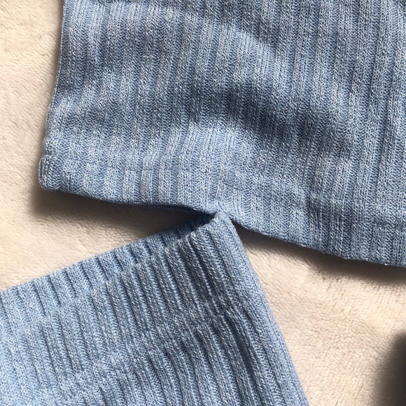 NWOT Rib-Knit Baby Blue Tee and Tie Waist Leggings Set M - Picture 7 of 9